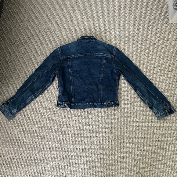 Cropped Jean Jacket - Picture 6 of 7